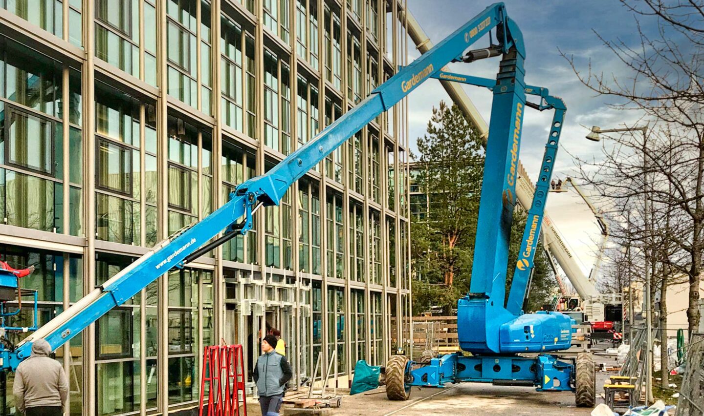 Hillebrandt Stahlbau Knorr Bremse München bei Montage